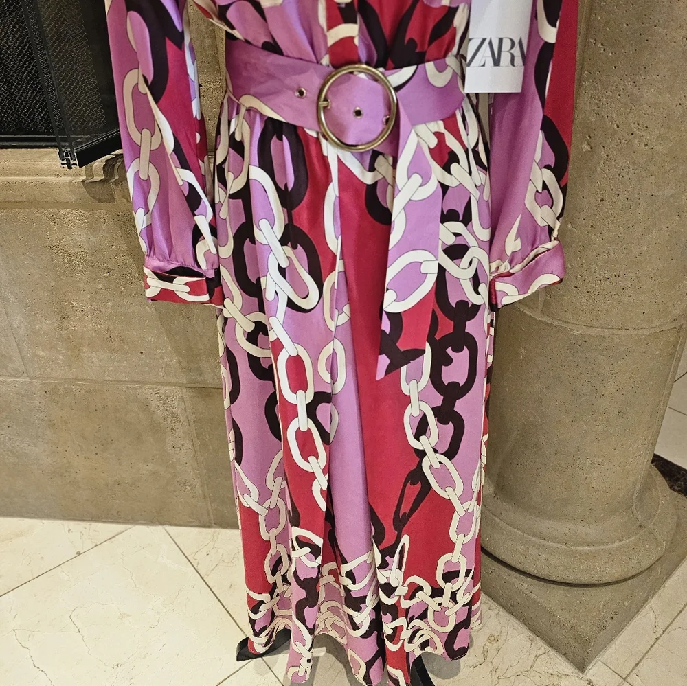 Zara Pink Chain Print Dress - Picture 2 of 6